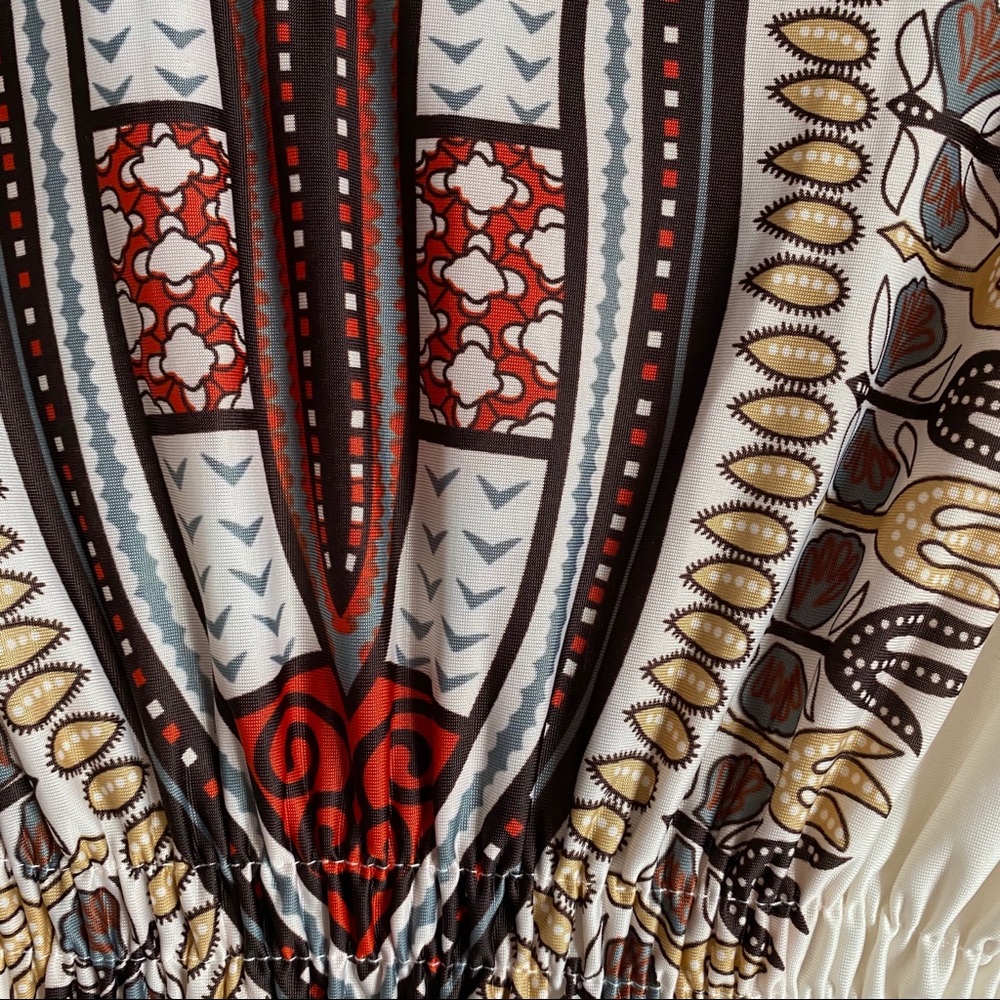 One Size Patterned Top - Picture 2 of 4